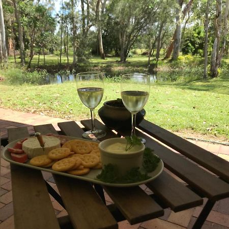 Noosa Lake Weyba Weyba Downs Kültér fotó