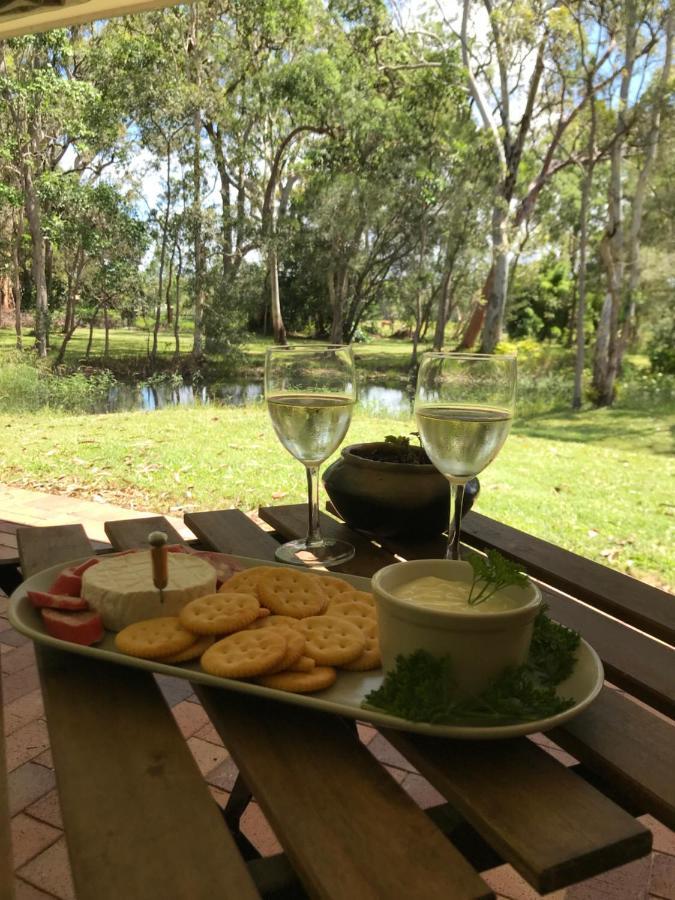 Noosa Lake Weyba Weyba Downs Kültér fotó